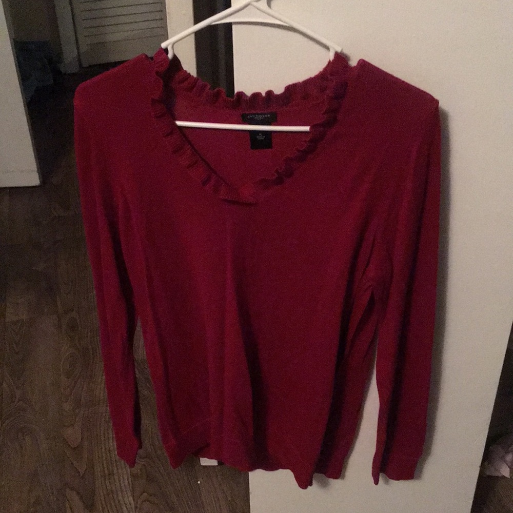 Anne Taylor sweater worn 1 time. Like new excellent condition. Smoke free home